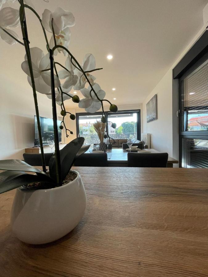 Allure Apartments ซาดาร์ ภายนอก รูปภาพ